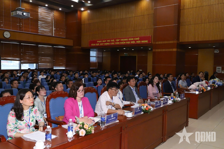 Học viện Kỹ thuật Quân sự chú trọng ứng dụng trí tuệ nhân tạo trong dạy, học ngoại ngữ